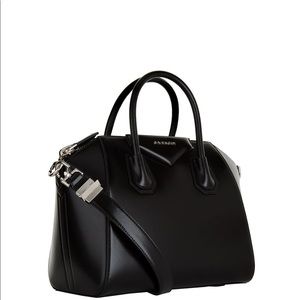 Beautiful shoulder bag